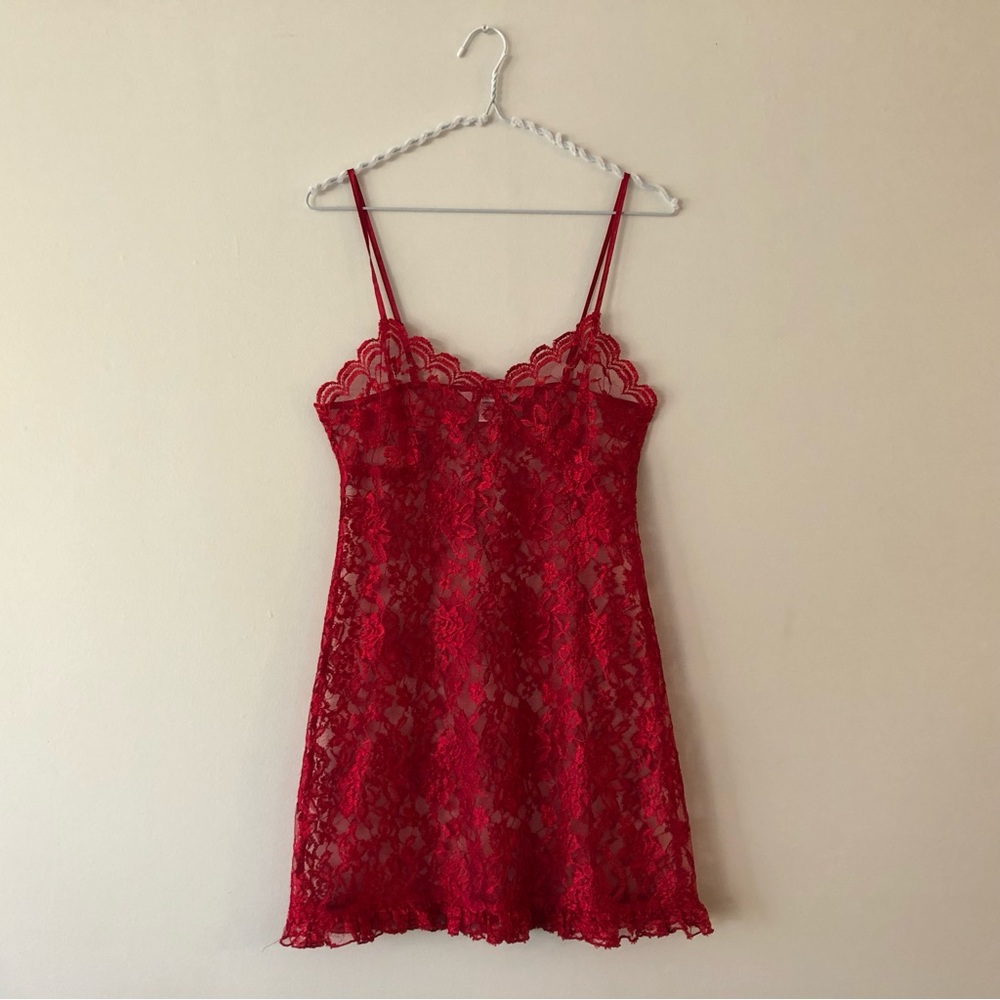 LC‼️ LA VIE EN ROSE Red Lace Mini Dress